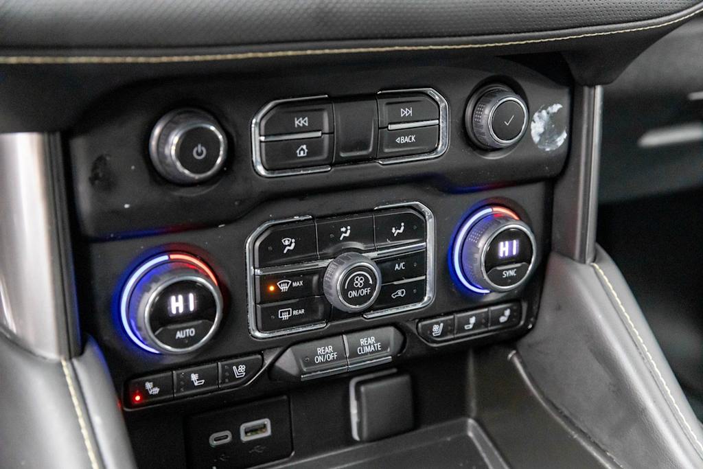 Thumbnail: 2024 Chevrolet Suburban - 32