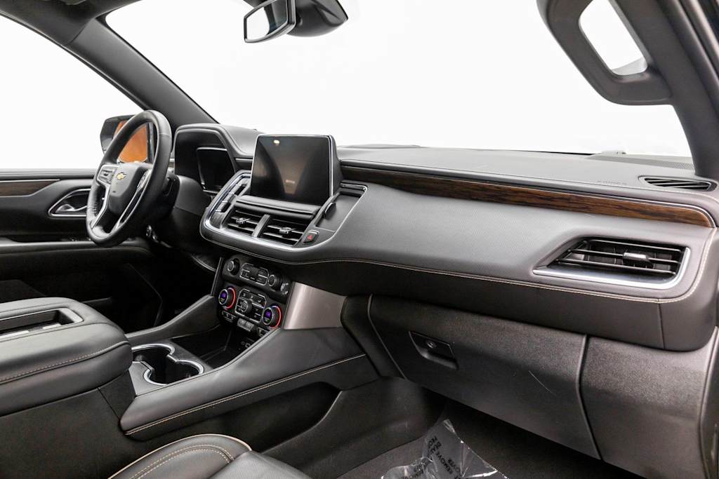 Thumbnail: 2024 Chevrolet Suburban - 14