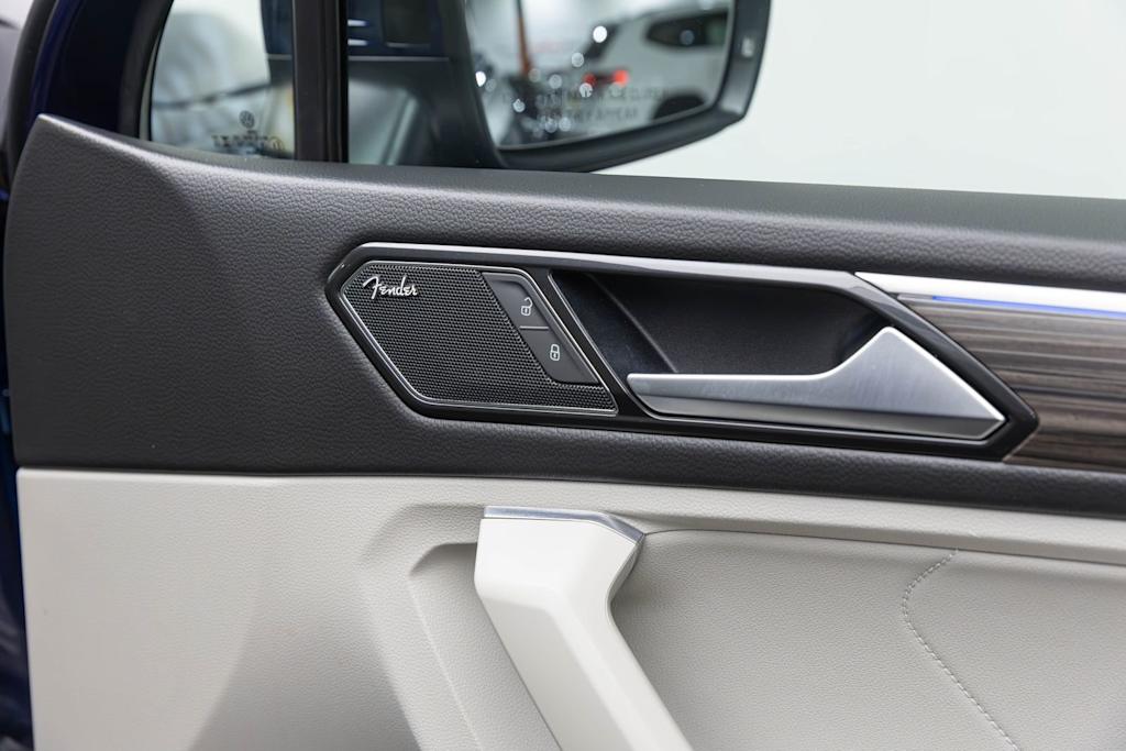 Thumbnail: 2023 Volkswagen Tiguan - 44