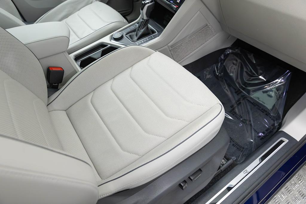 Thumbnail: 2023 Volkswagen Tiguan - 47