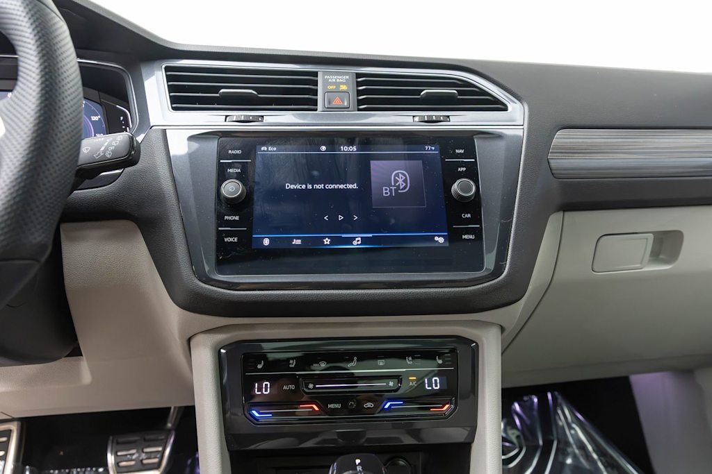 Thumbnail: 2023 Volkswagen Tiguan - 14