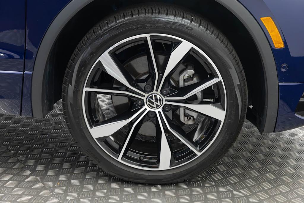 Thumbnail: 2023 Volkswagen Tiguan - 50