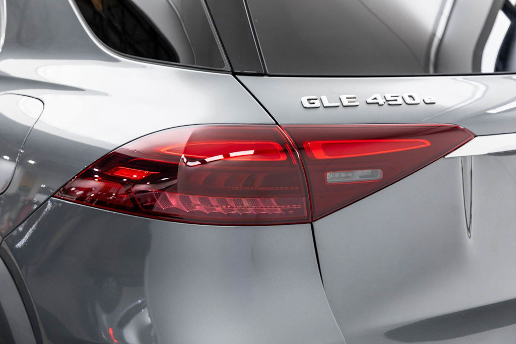 Thumbnail: 2025 Mercedes-Benz GLE - 56
