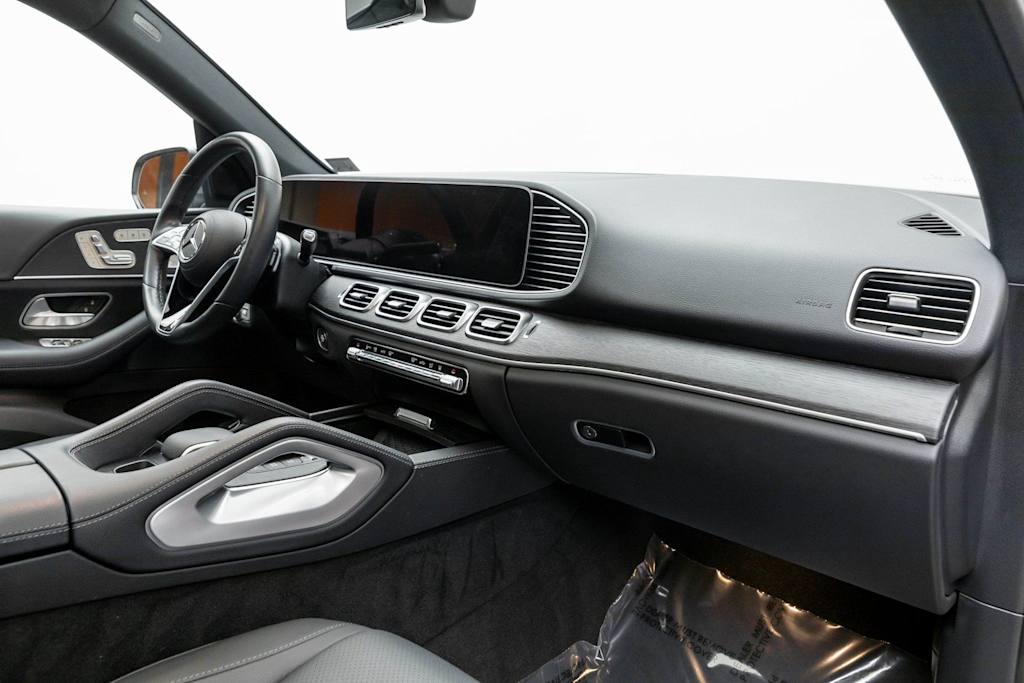 Thumbnail: 2025 Mercedes-Benz GLE - 14