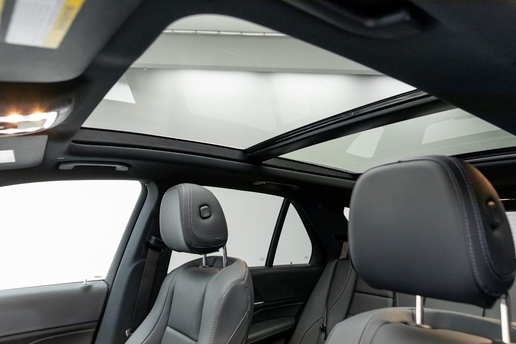 Thumbnail: 2025 Mercedes-Benz GLE - 59