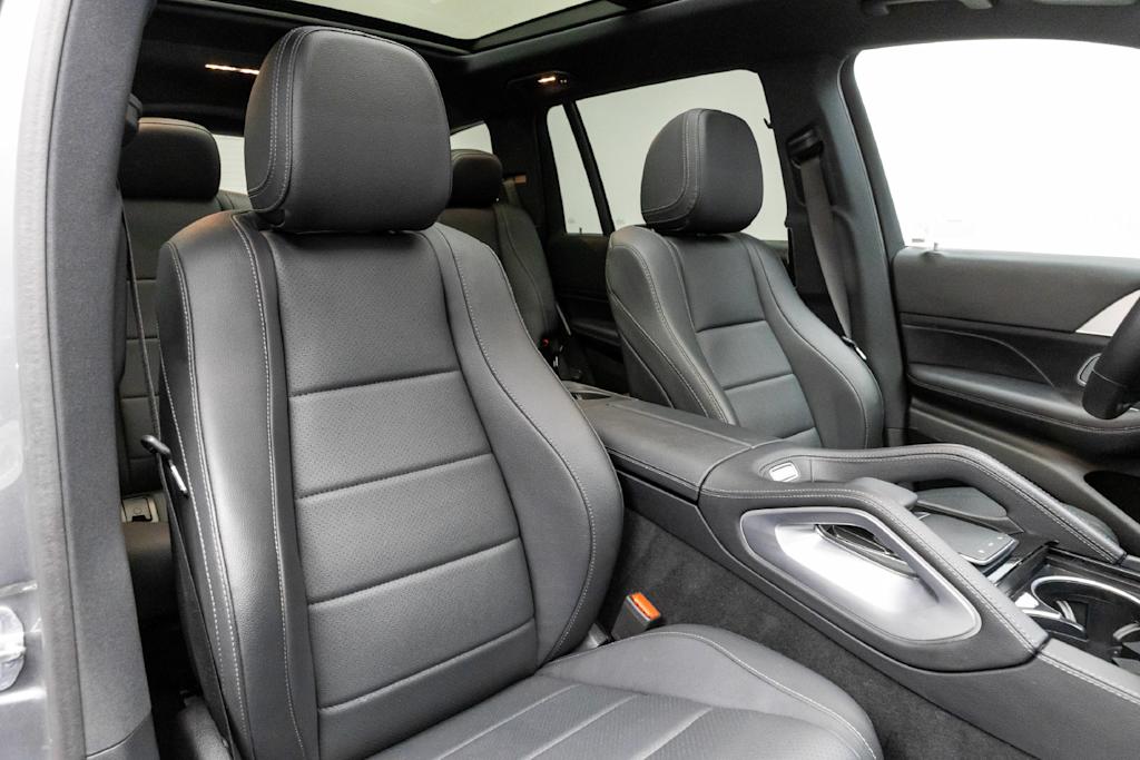 Thumbnail: 2025 Mercedes-Benz GLS - 2