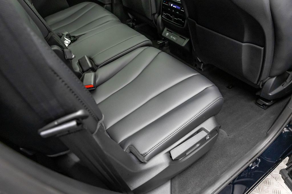 Thumbnail: 2023 Acura MDX - 48