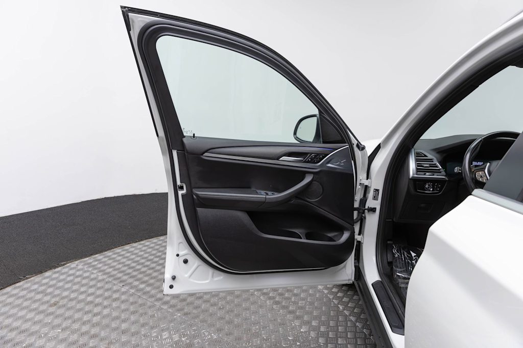 Thumbnail: 2022 BMW X3 - 28