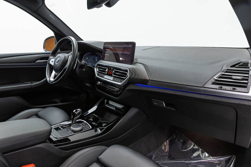 Thumbnail: 2022 BMW X3 - 14