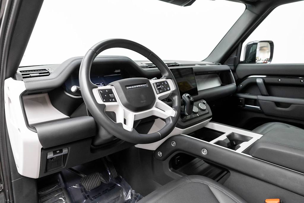 Thumbnail: 2025 Land Rover Defender - 2