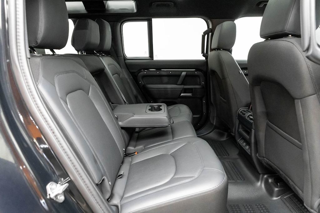 Thumbnail: 2025 Land Rover Defender - 12