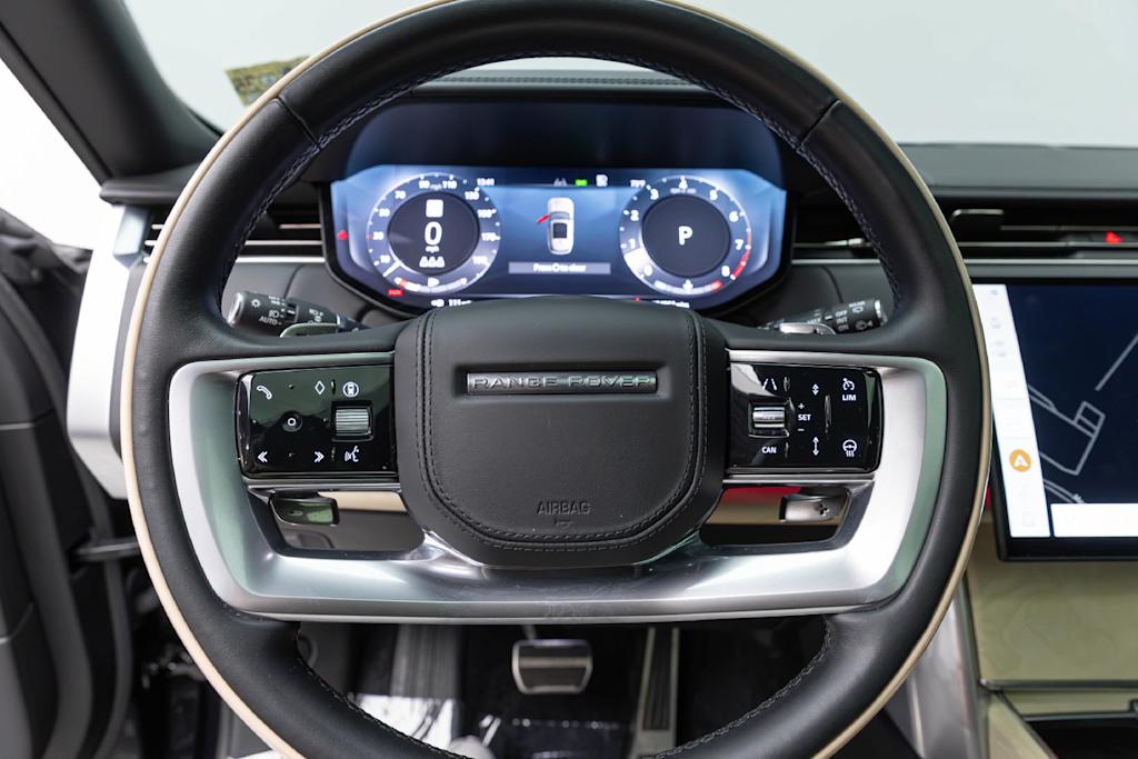 Thumbnail: 2025 Land Rover Range Rover - 9