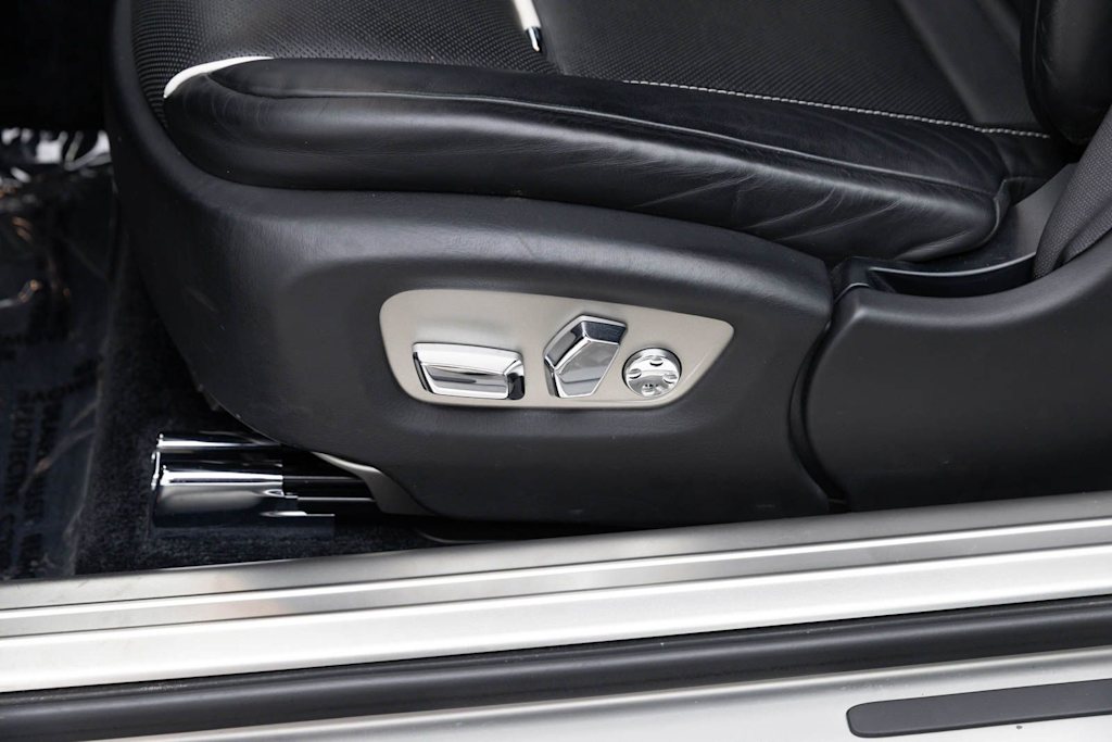 Thumbnail: 2018 Rolls-Royce Wraith - 28