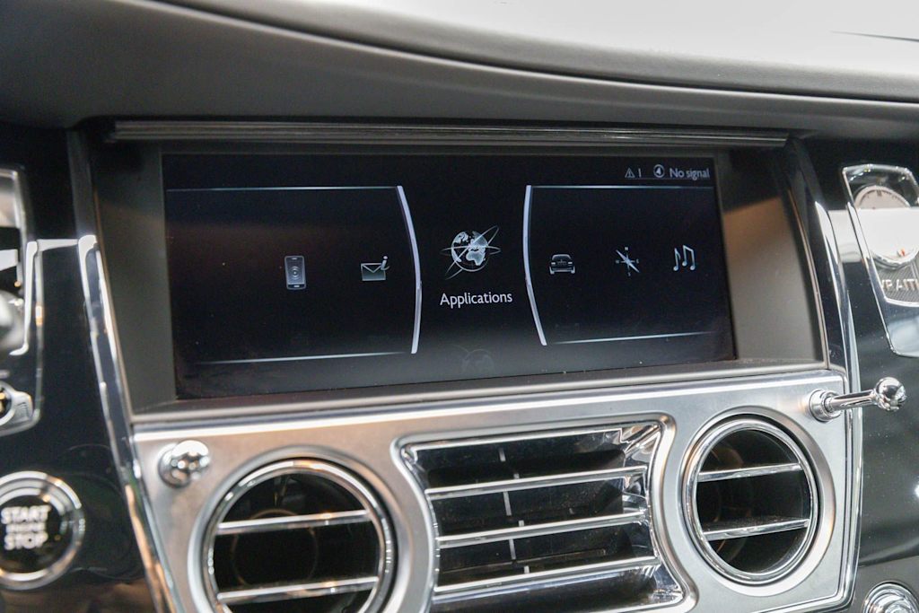 Thumbnail: 2018 Rolls-Royce Wraith - 24