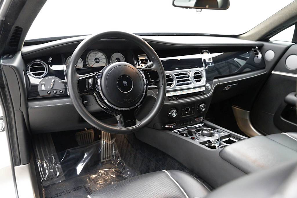 Thumbnail: 2018 Rolls-Royce Wraith - 2