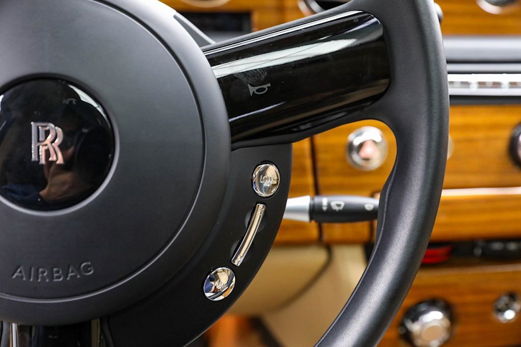 Thumbnail: 2015 Rolls-Royce Phantom - 24