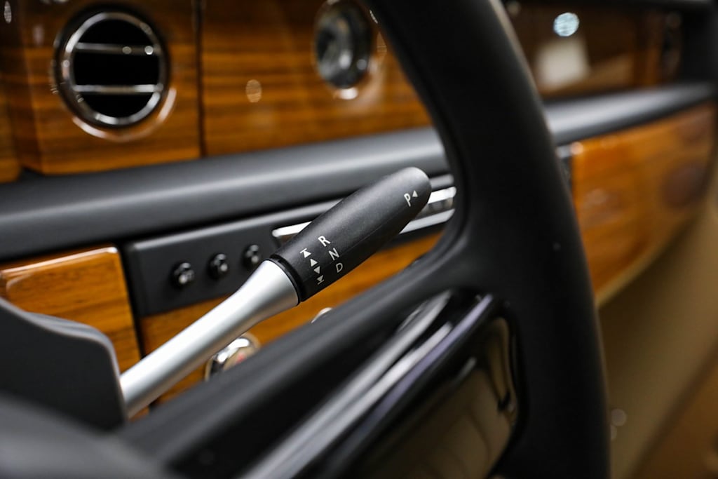 Thumbnail: 2015 Rolls-Royce Phantom - 25