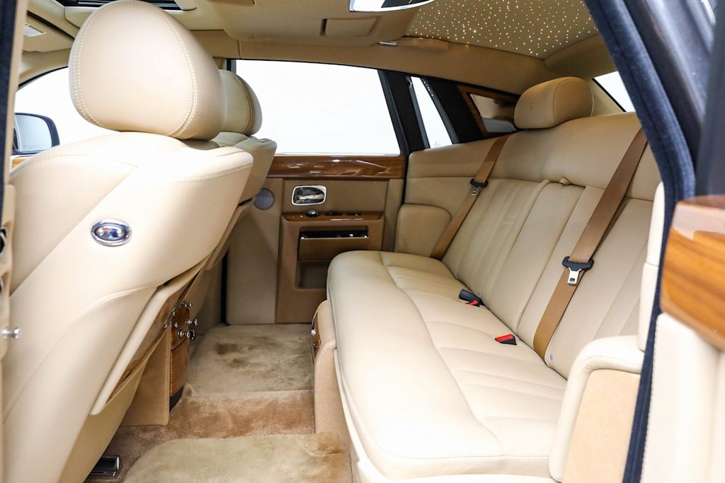 Thumbnail: 2015 Rolls-Royce Phantom - 10