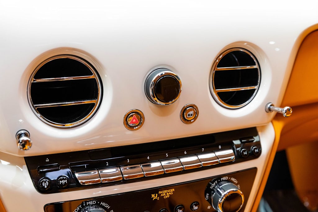 Thumbnail: 2023 Rolls-Royce Phantom - 26