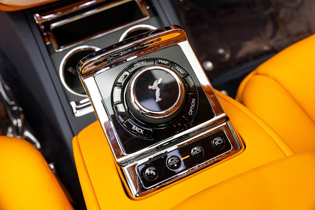 Thumbnail: 2023 Rolls-Royce Phantom - 29