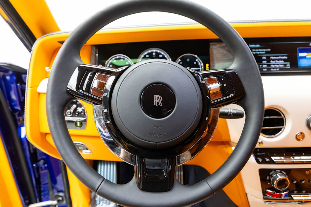 Thumbnail: 2023 Rolls-Royce Phantom - 9