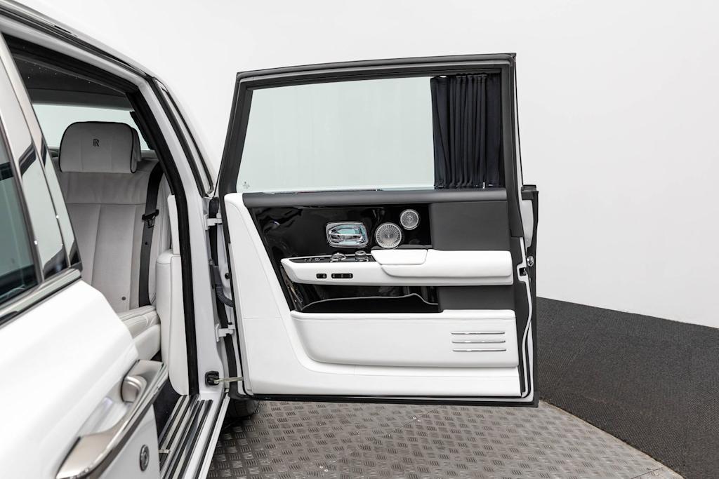 Thumbnail: 2020 Rolls-Royce Phantom - 66
