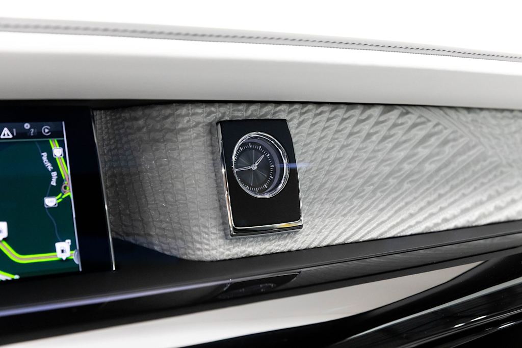 Thumbnail: 2020 Rolls-Royce Phantom - 37