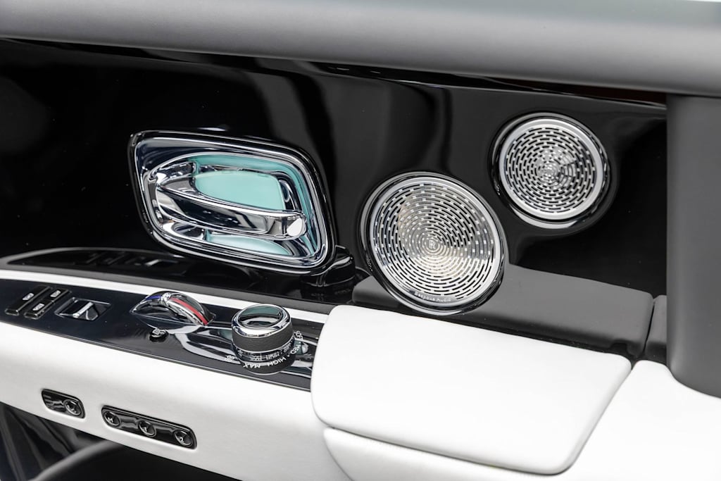 Thumbnail: 2020 Rolls-Royce Phantom - 67