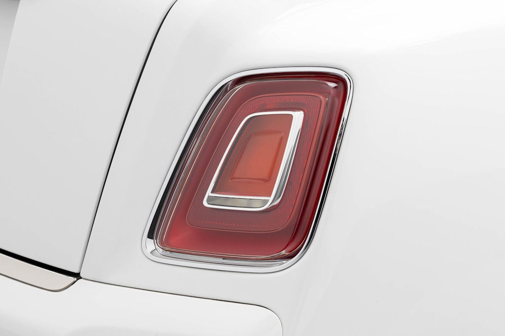 Thumbnail: 2020 Rolls-Royce Phantom - 71
