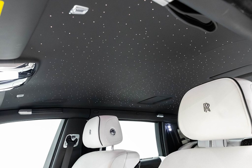 Thumbnail: 2020 Rolls-Royce Phantom - 74