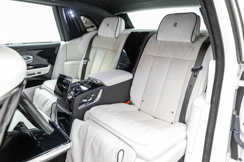 Thumbnail: 2020 Rolls-Royce Phantom - 69