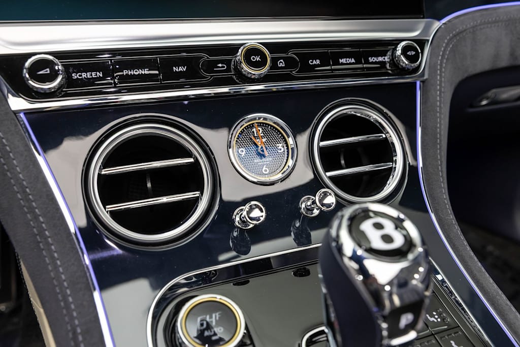 Thumbnail: 2022 Bentley Continental - 38