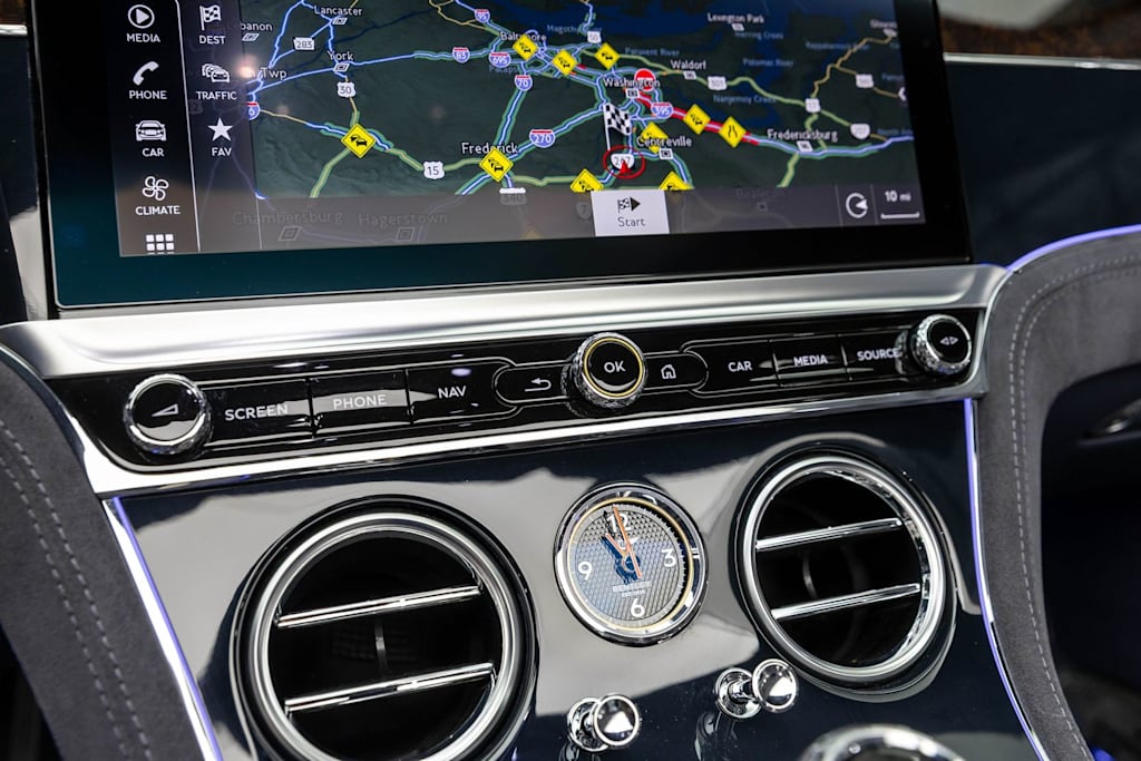 Thumbnail: 2022 Bentley Continental - 37