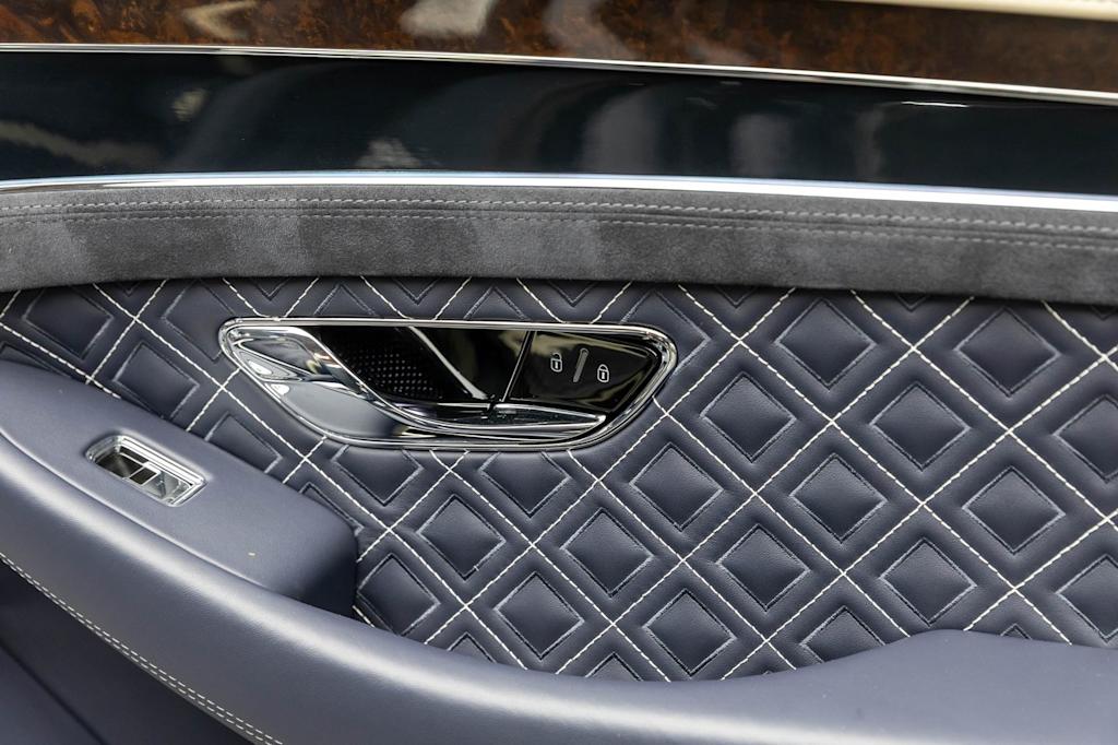 Thumbnail: 2022 Bentley Continental - 45