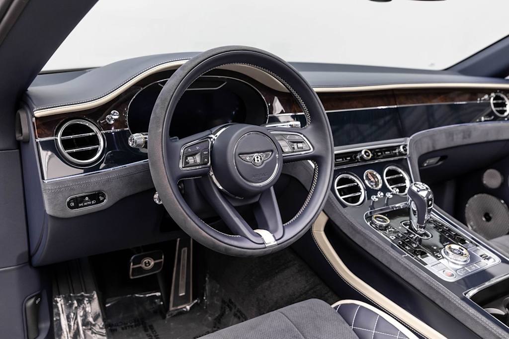 Thumbnail: 2022 Bentley Continental - 2