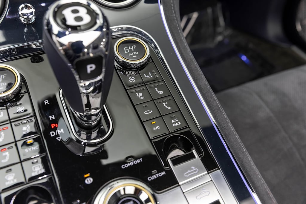 Thumbnail: 2022 Bentley Continental - 40
