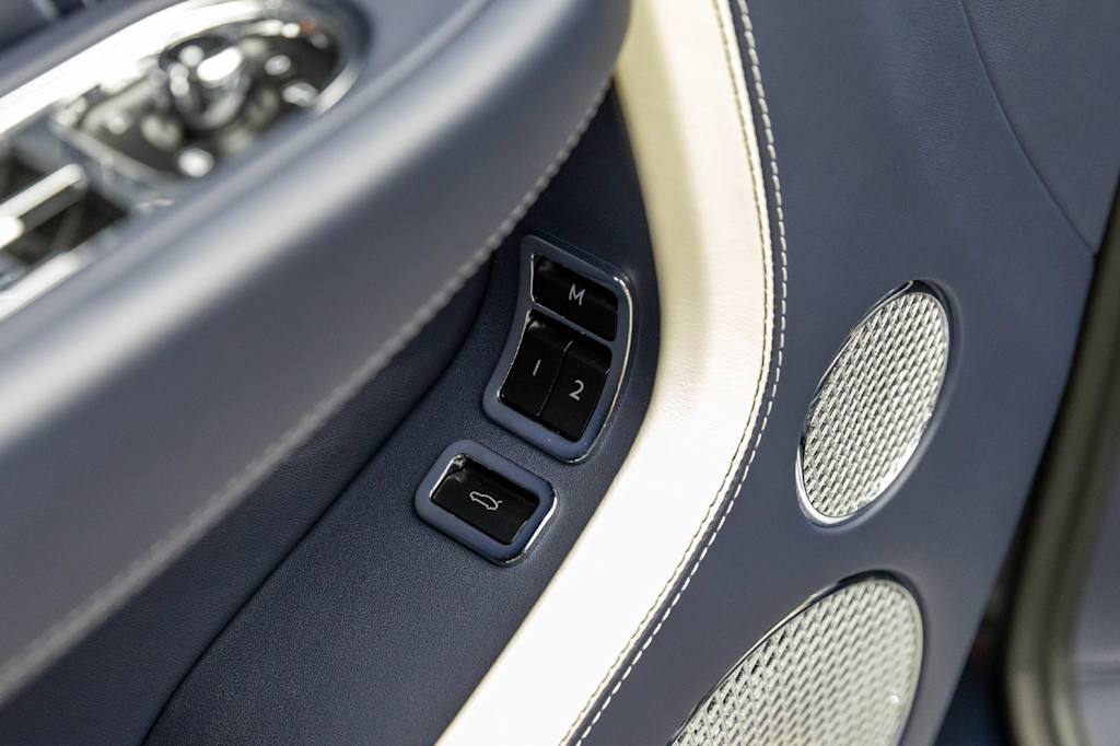 Thumbnail: 2022 Bentley Continental - 5