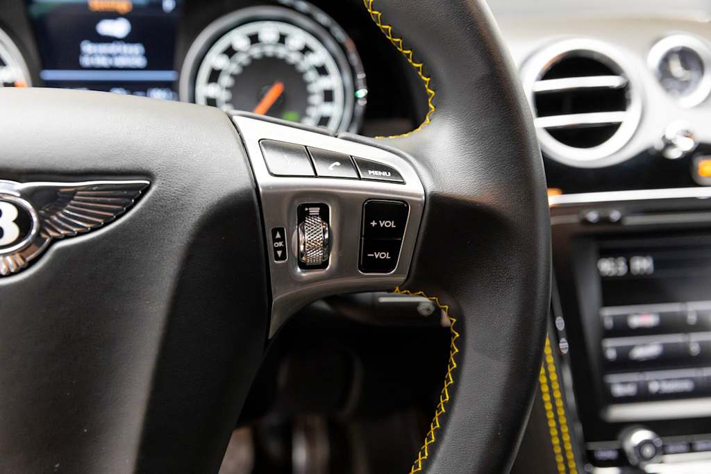 Thumbnail: 2014 Bentley Continental - 33