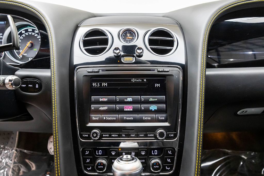Thumbnail: 2014 Bentley Continental - 12