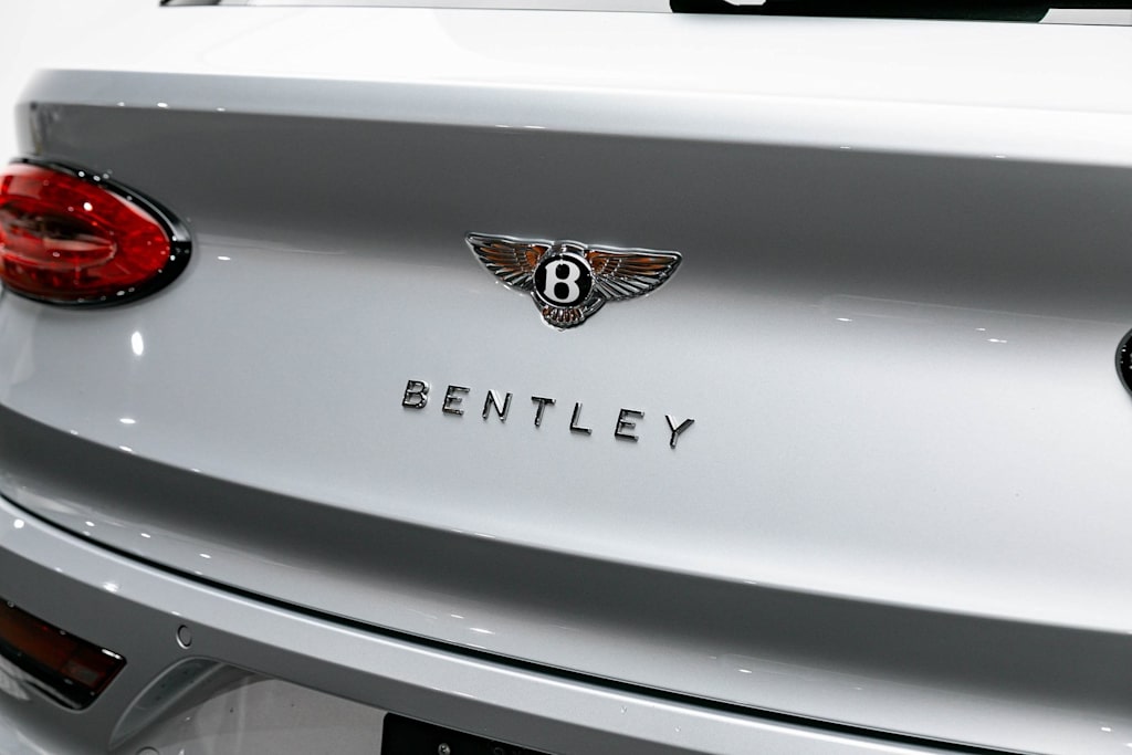 2022 Bentley Bentayga S 7