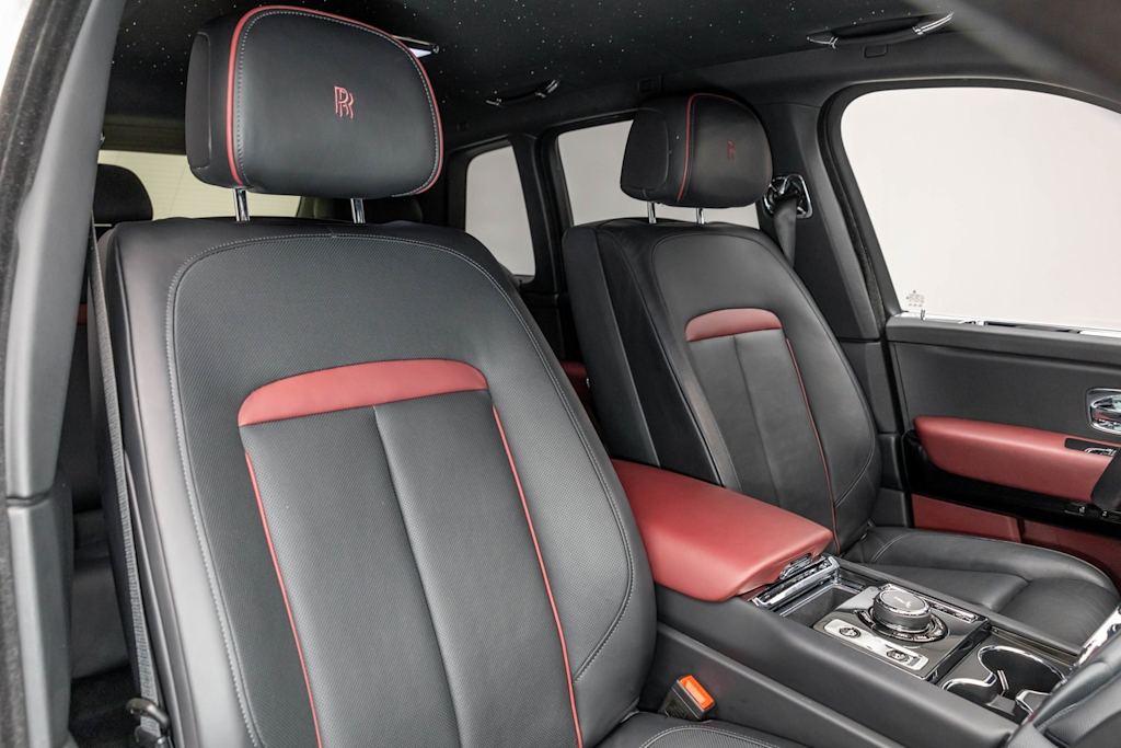 Thumbnail: 2022 Rolls-Royce Cullinan - 56