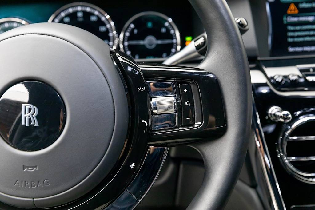 Thumbnail: 2022 Rolls-Royce Cullinan - 29