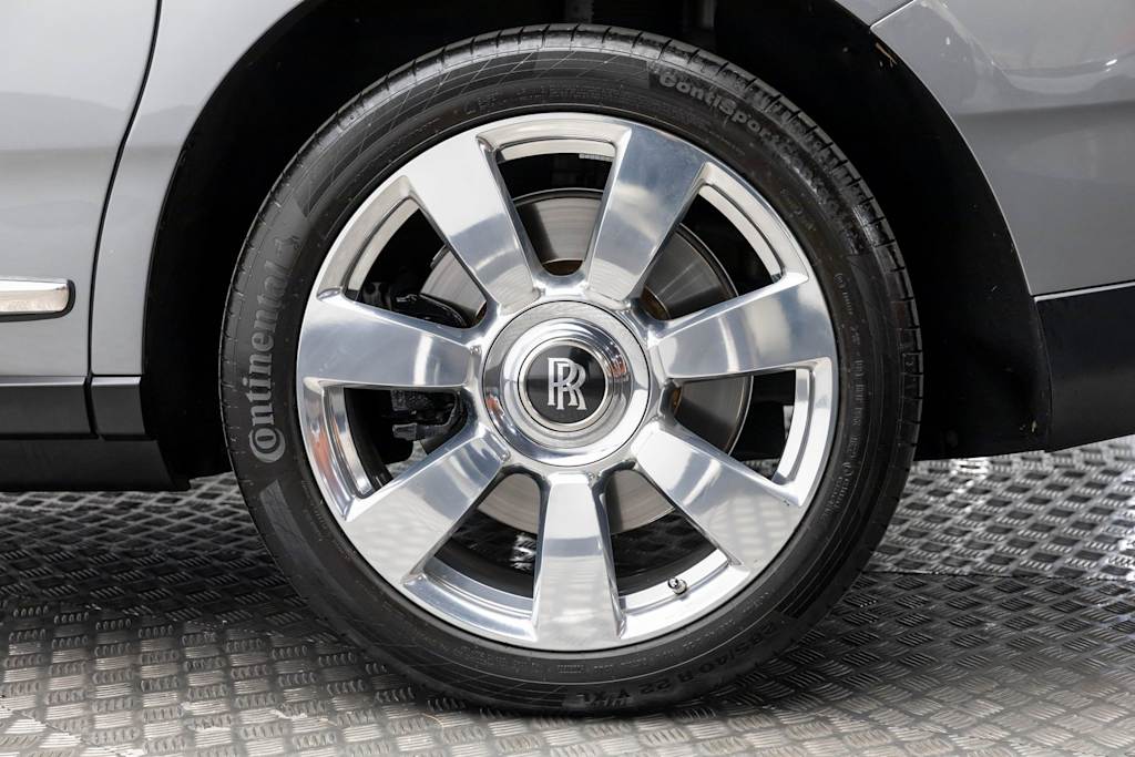 Thumbnail: 2022 Rolls-Royce Cullinan - 47