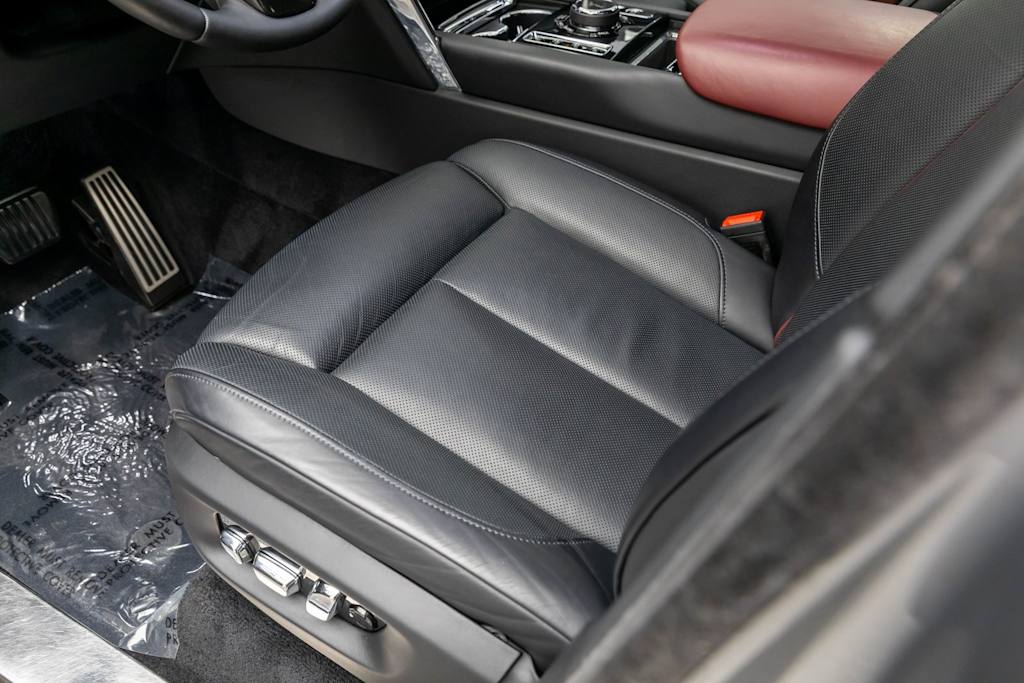 Thumbnail: 2022 Rolls-Royce Cullinan - 11