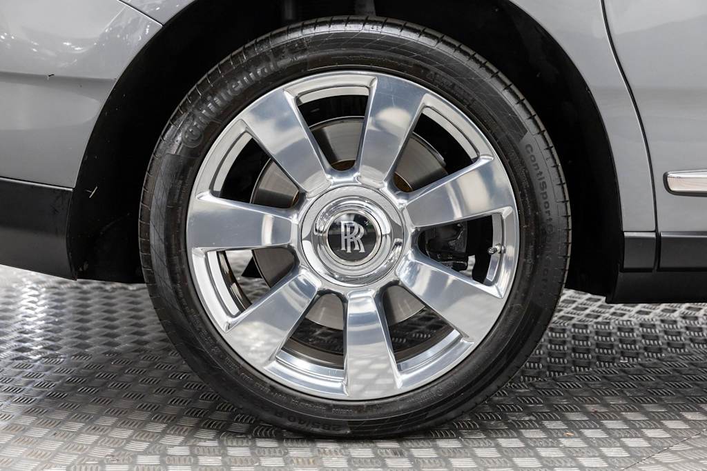 Thumbnail: 2022 Rolls-Royce Cullinan - 48