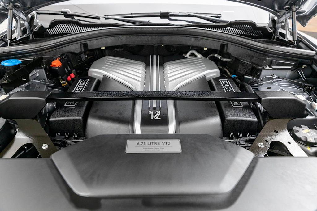Thumbnail: 2022 Rolls-Royce Cullinan - 9