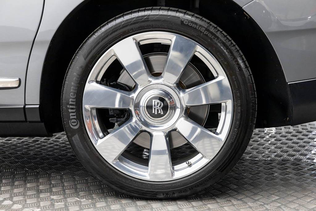 Thumbnail: 2022 Rolls-Royce Cullinan - 47