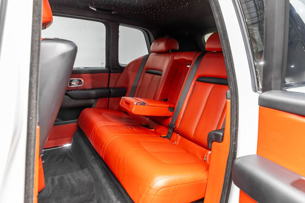 Thumbnail: 2020 Rolls-Royce Cullinan - 21