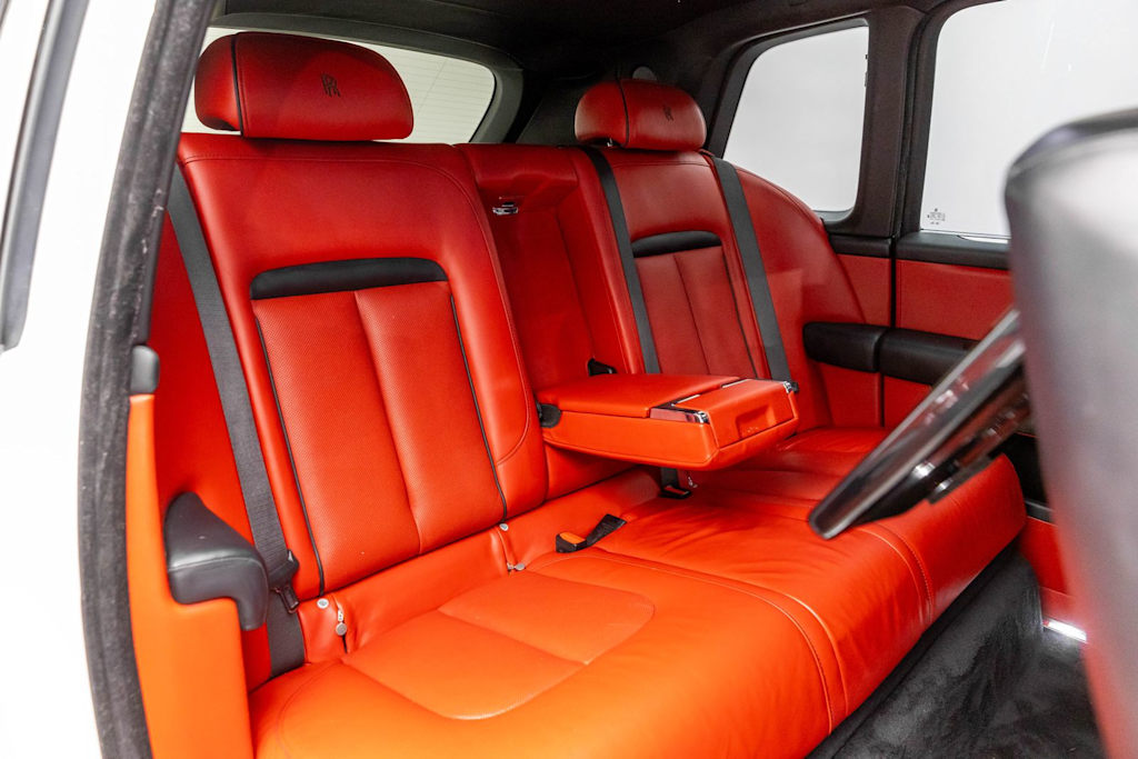 Thumbnail: 2020 Rolls-Royce Cullinan - 23