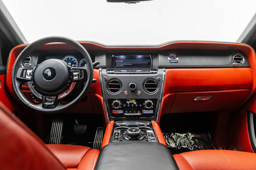 Thumbnail: 2020 Rolls-Royce Cullinan - 9